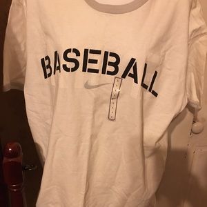 Men’s Nike shirt